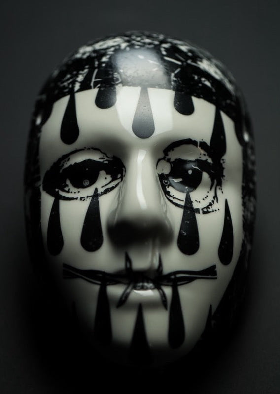 Masque en céramique original