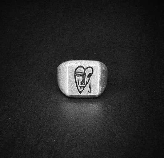 Bague chevalière pour cœur sensible